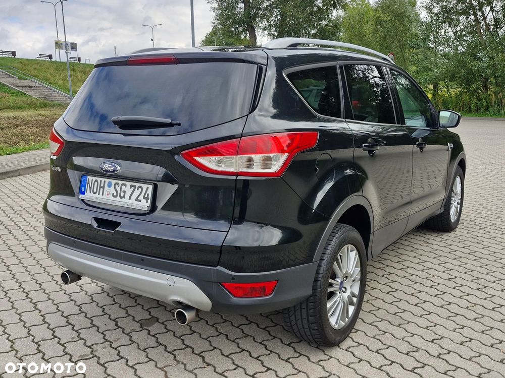 Ford Kuga 2.0 TDCi 2x4 Titanium - 5