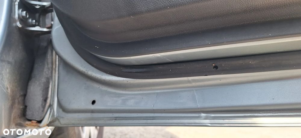 Opel Meriva B Drzwi Przód Przednie Prawe Kod Lakieru Z179 - 25