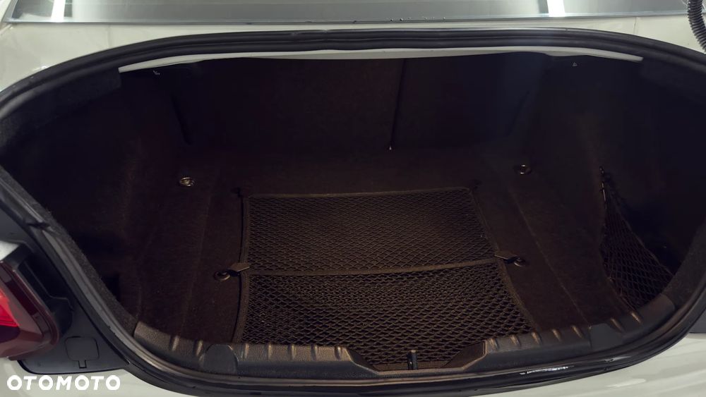 BMW Seria 2 220d M Sport - 16