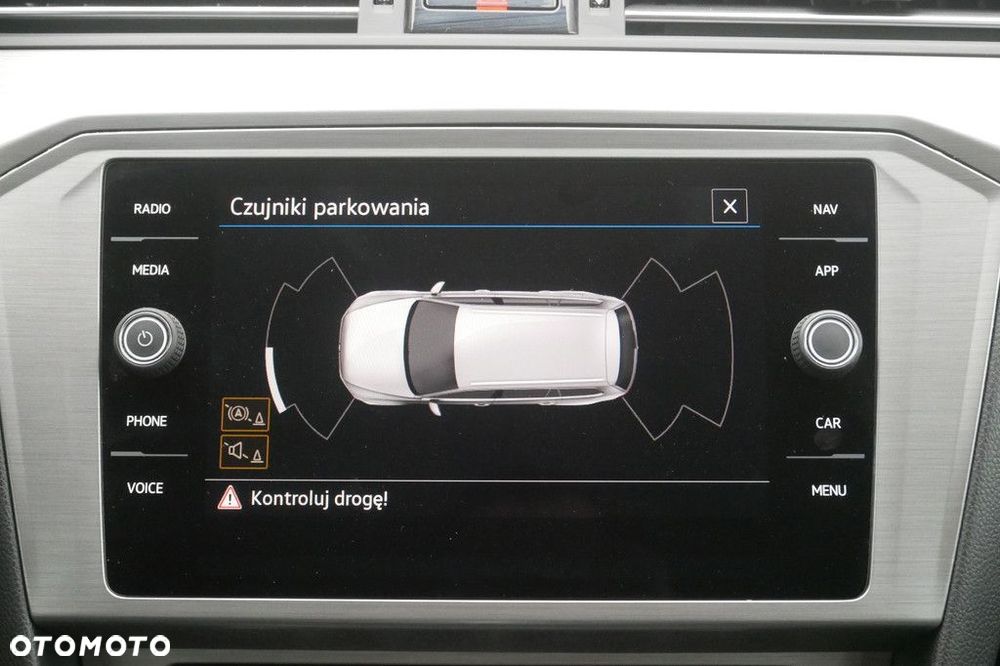 Volkswagen Passat Variant 1.5 TSI EVO Essence DSG - 19
