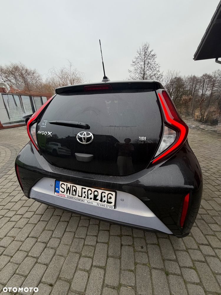 Toyota Aygo X 1.0 VVT-i JBL Edition X-shift - 6