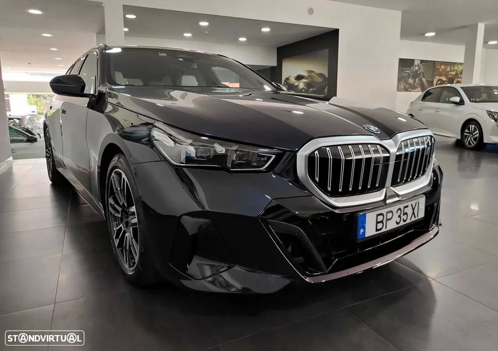 BMW i5 Touring eDrive40 - 4