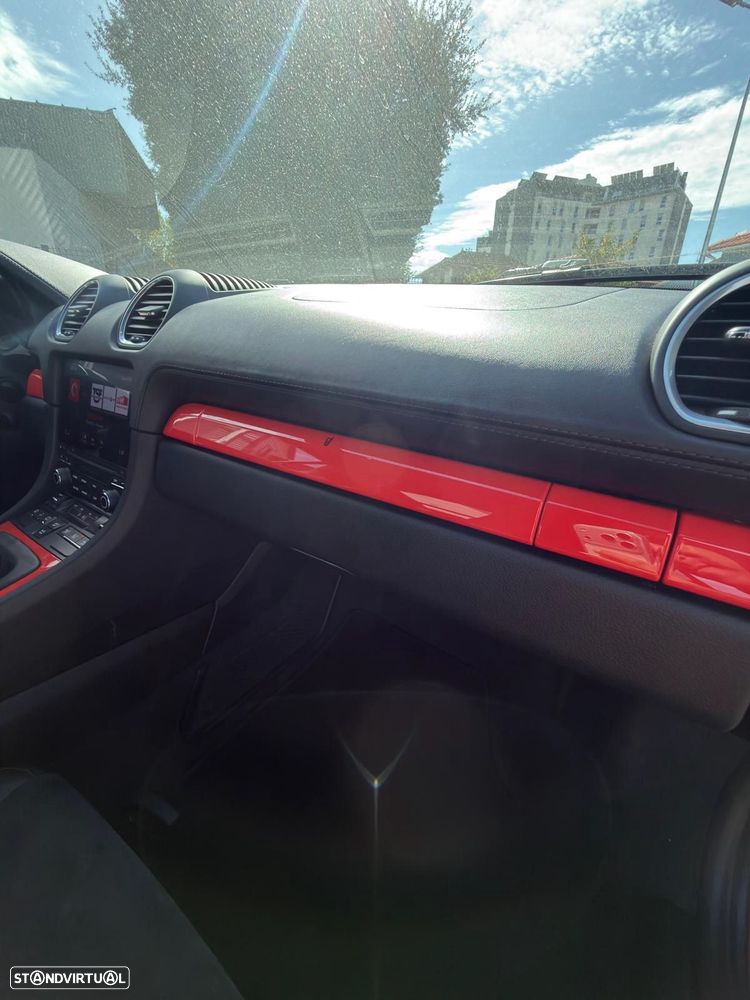 Porsche 718 Cayman 2.0 Style Edition - 16
