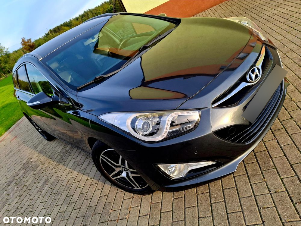 Hyundai i40 i40cw 1.6 Fifa World Cup Edition - 12