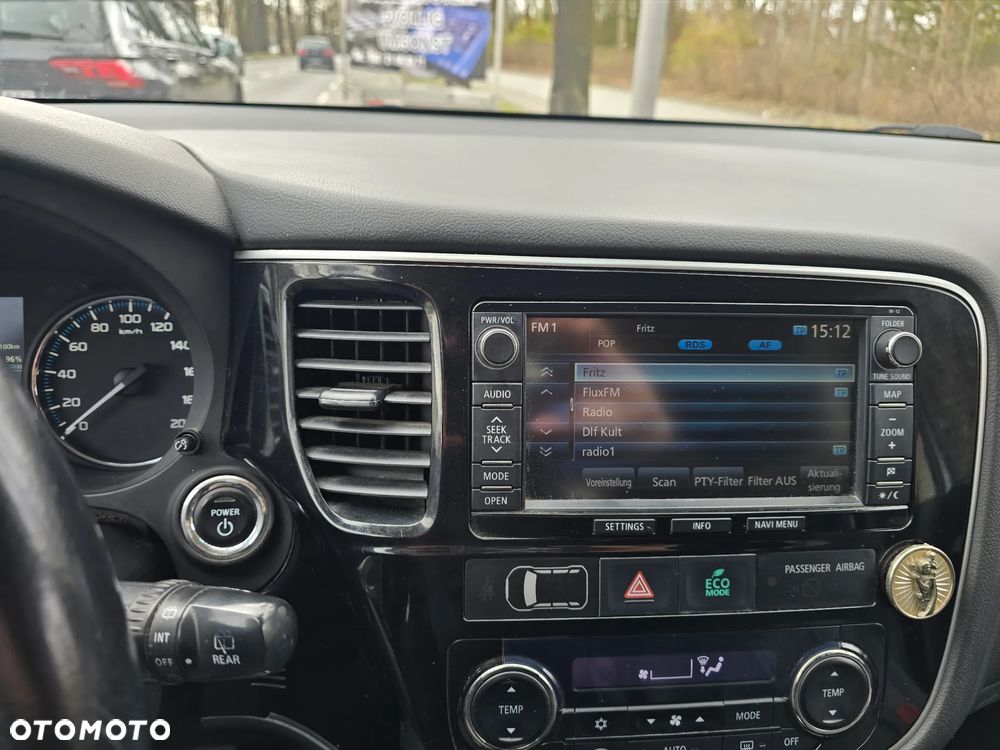 Mitsubishi Outlander 2.0 4WD - 16