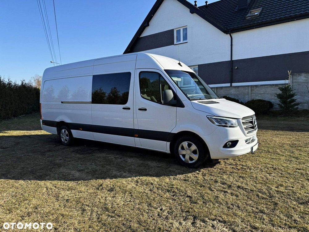 Mercedes-Benz Sprinter - 13