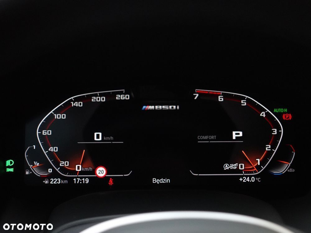 BMW Seria 8 M850i xDrive - 14