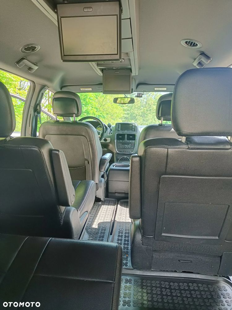 Dodge Grand Caravan 3.6 R/T - 8