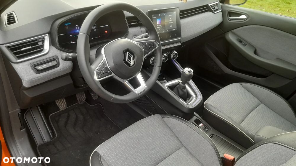 Renault Clio TCe 90 ESPIRIT ALPINE - 24