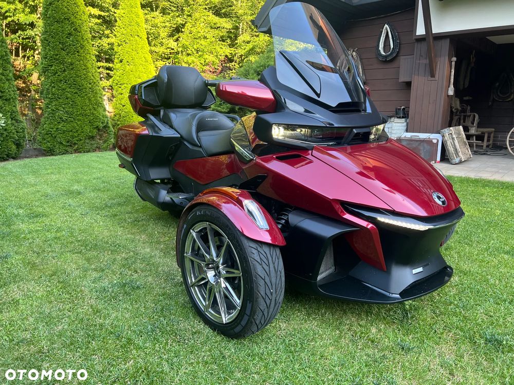 Can-Am Spyder - 8