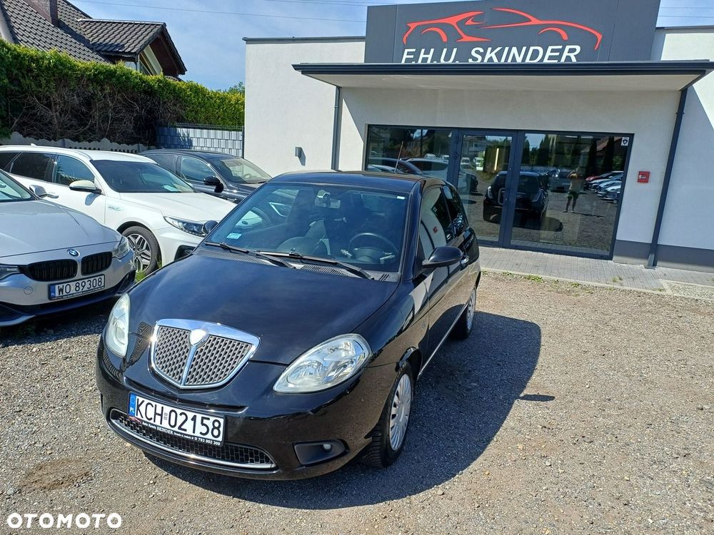 Lancia Ypsilon - 3