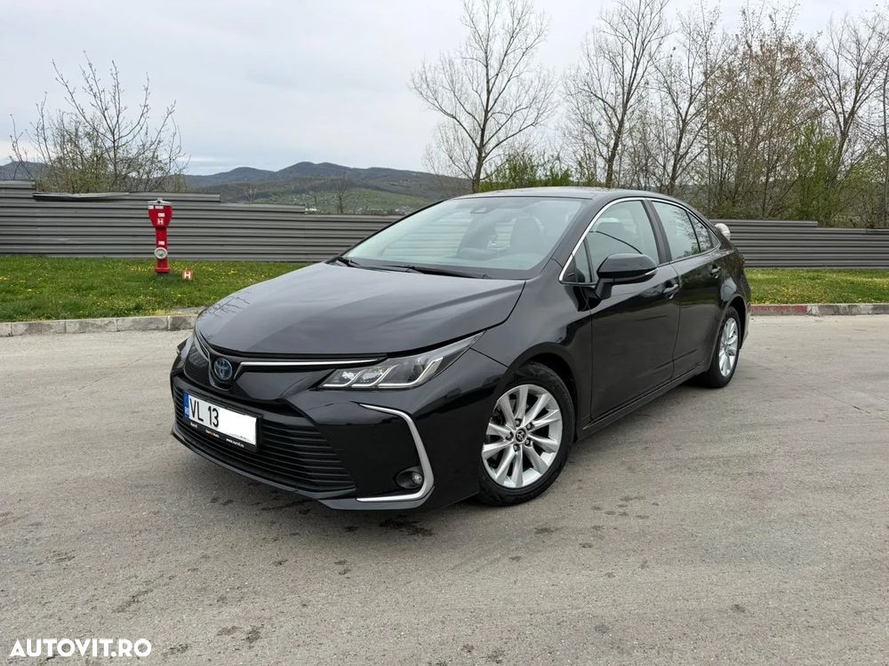 Toyota Corolla 1.8 HSD Business - 1