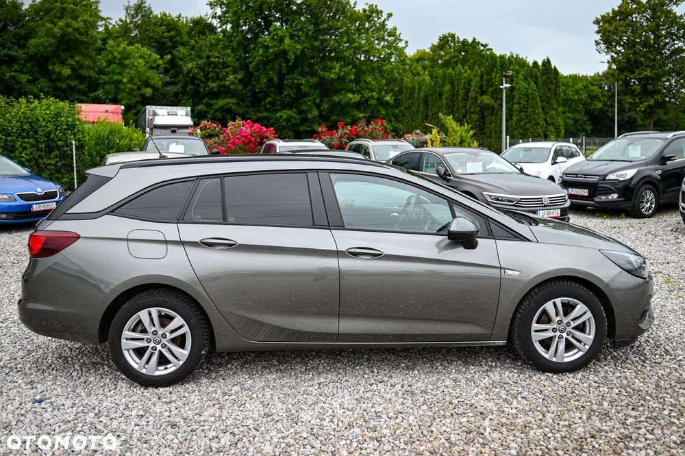 Opel Astra - 2