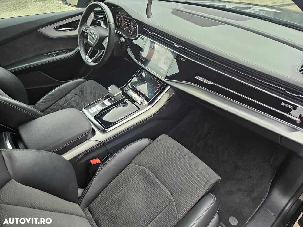 Audi Q8 55 TFSI quattro Tiptronic MHEV - 10