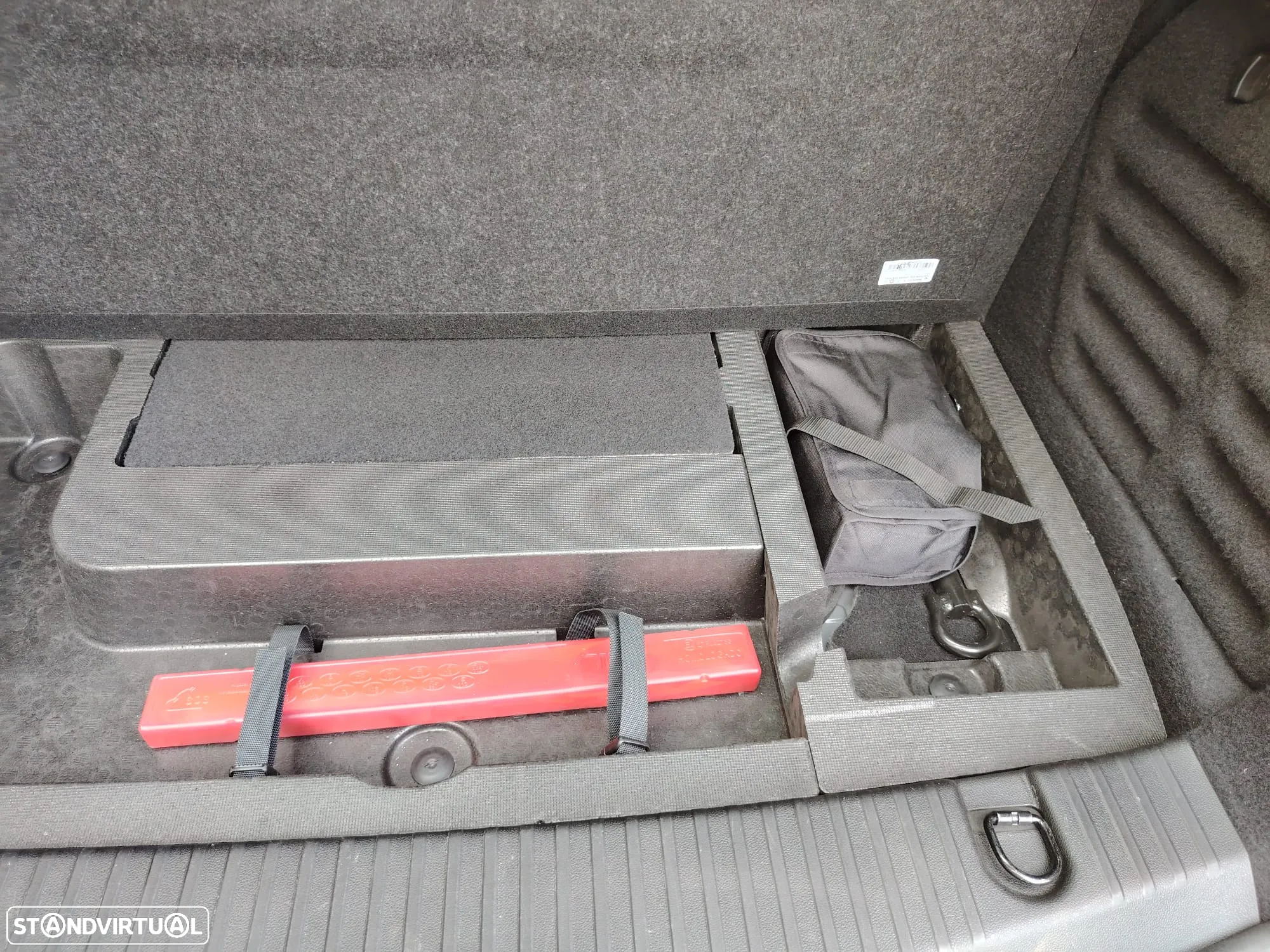 Renault Mégane Sport Tourer 1.6 E-Tech Plug-In Hybrid Equilibre - 19