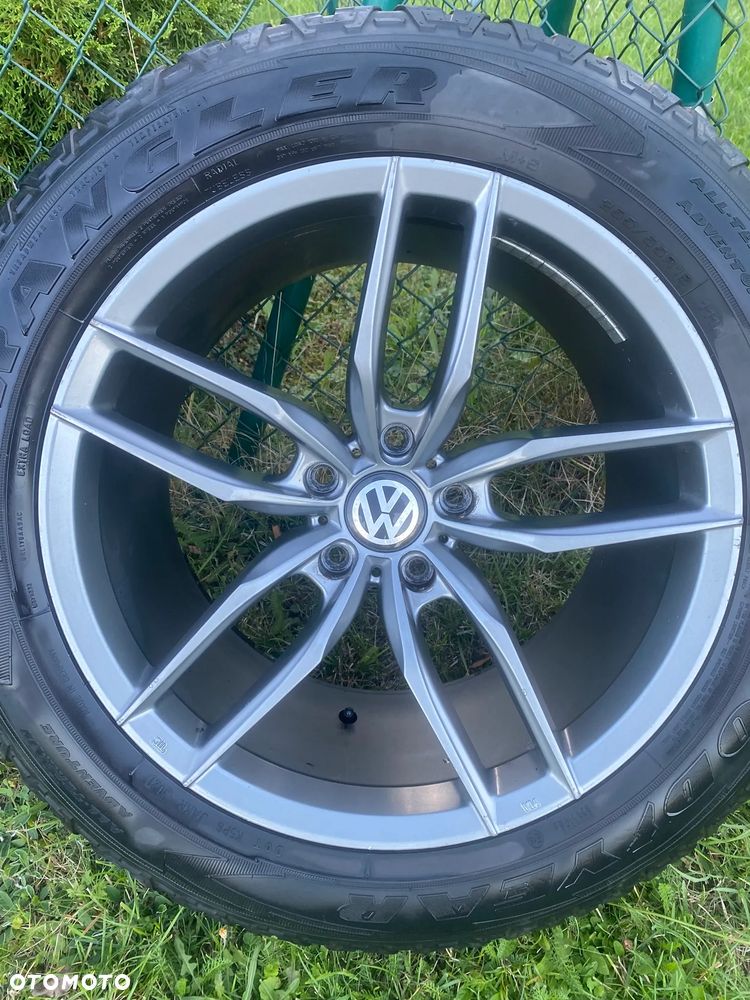 Felgi Veemann V-FS28 19" 5x120 VW Amarok + Goodyear 255/55 R19 - 4