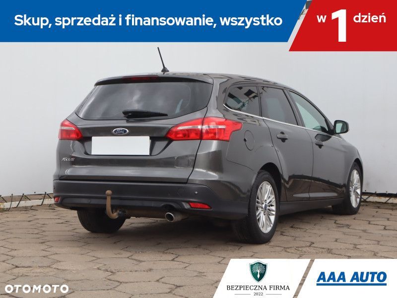 Ford Focus SW - 7