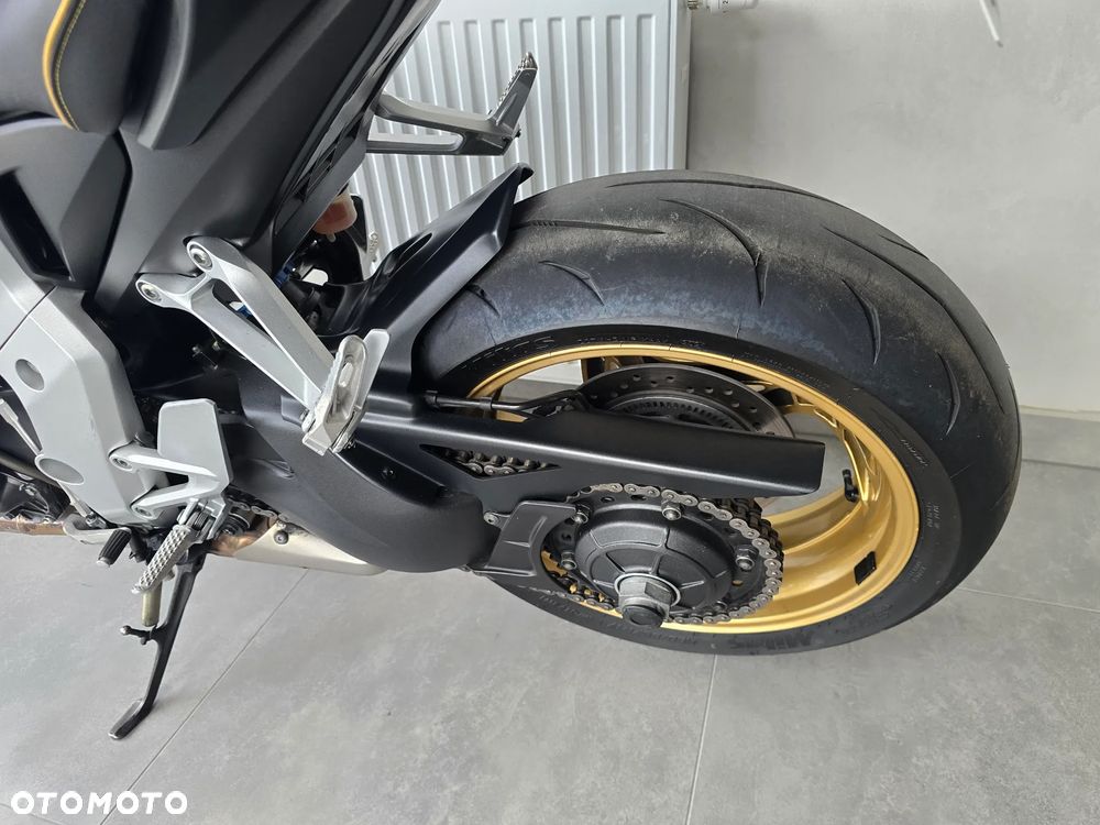 Honda CB - 22