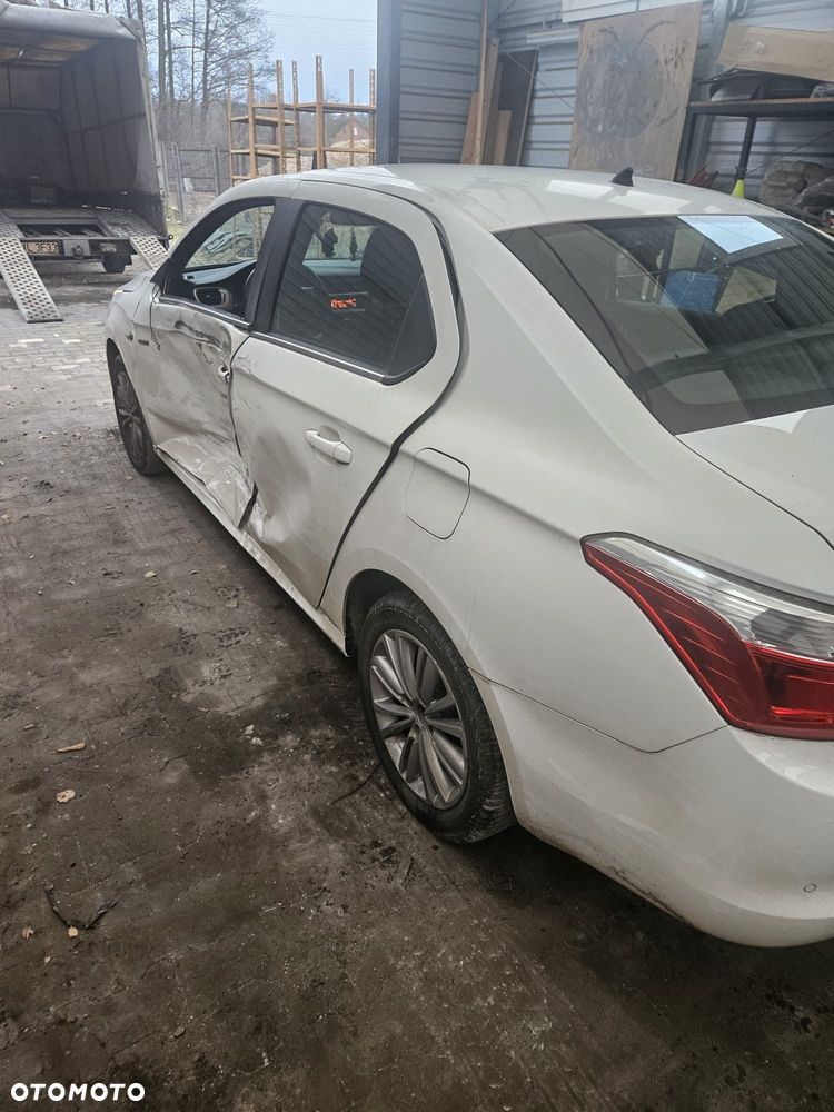 Citroën C-Elysée ver-1-6-vti-exclusive - 5