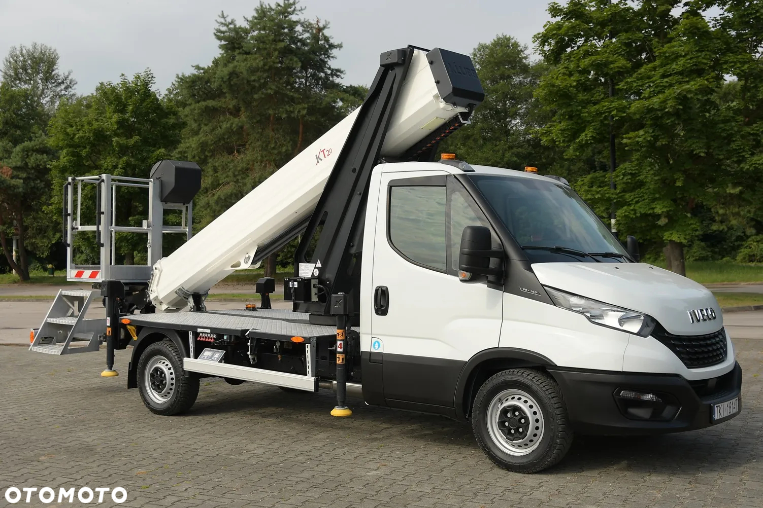 Iveco DAILY 35-140 * ZWYŻKA KLUBB * KT 20 * 4 tyś km! Pojazd Specjalistyczny ! - 7