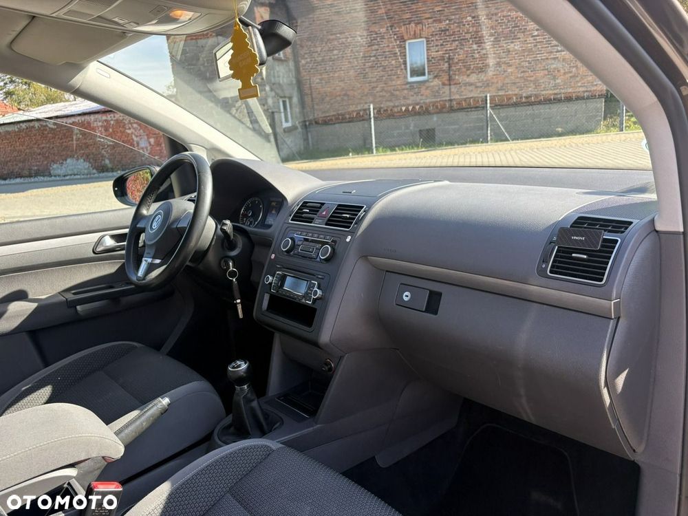 Volkswagen Touran 1.6 TDI DPF BlueMot Comfortline - 14