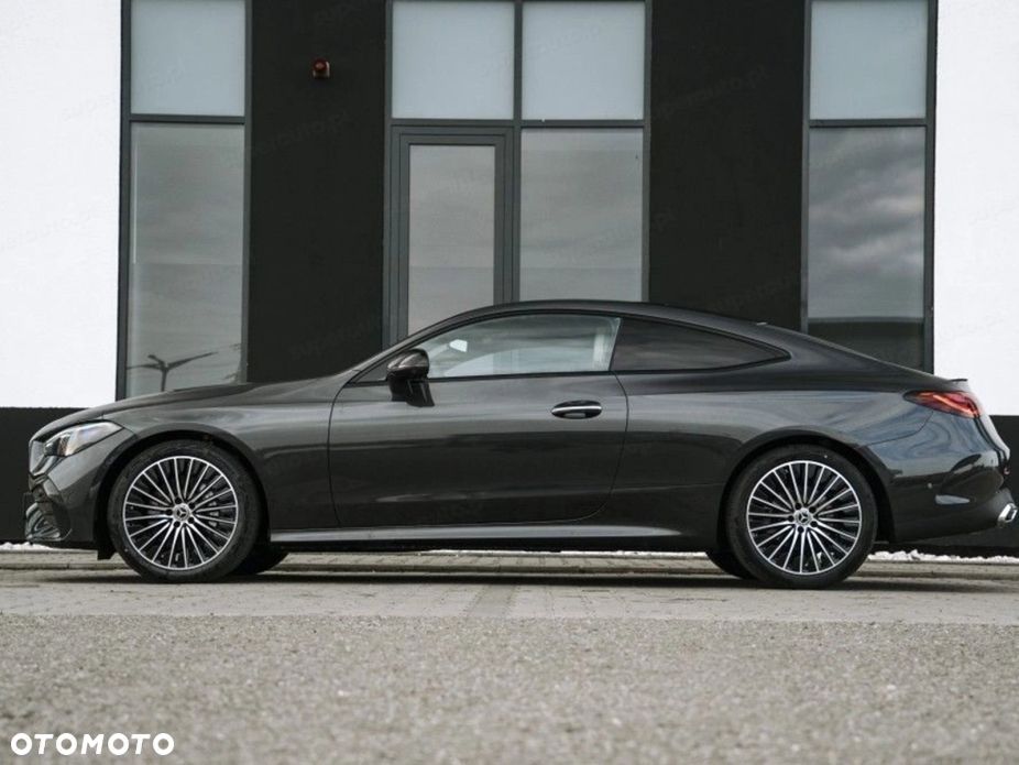 Mercedes-Benz CLE 300 mHEV 4-Matic AMG Line - 5