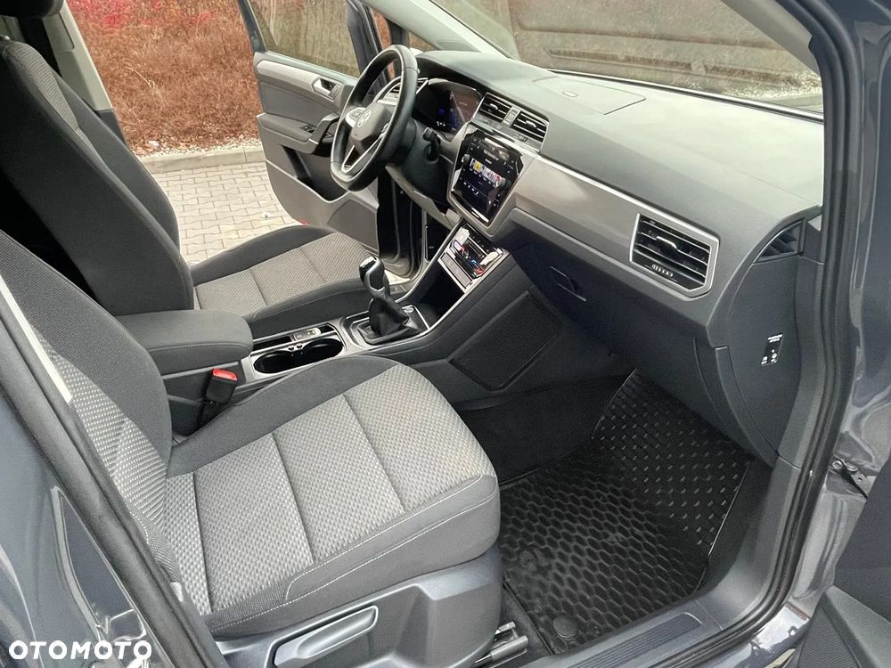 Volkswagen Touran 2.0 TDI SCR Comfortline - 8