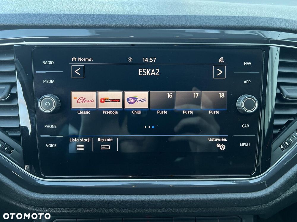 Volkswagen T-Roc - 18