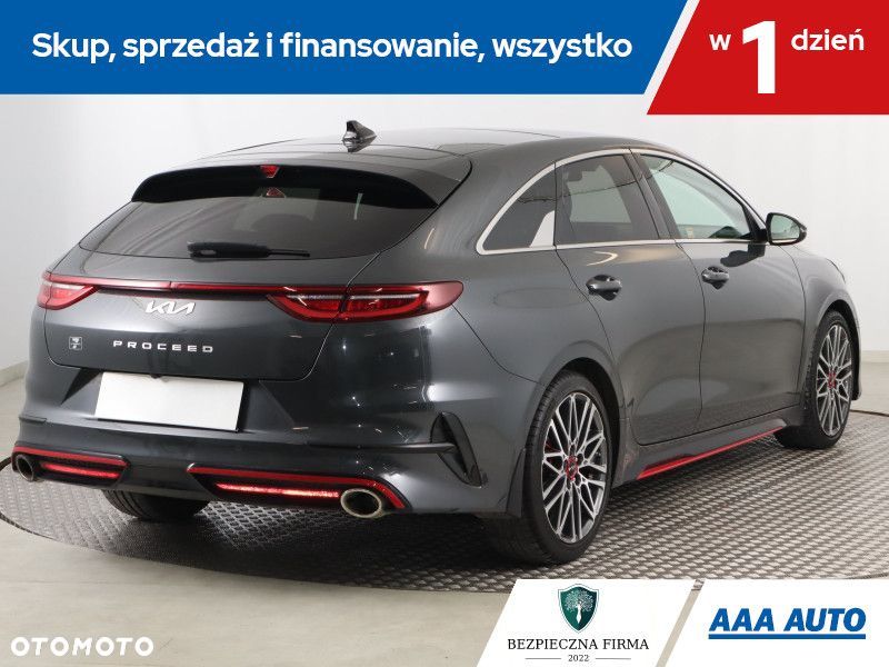 Kia ProCeed - 6