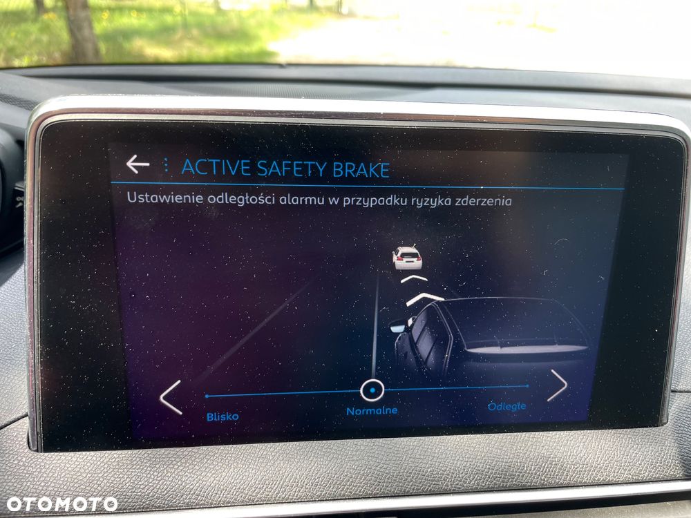 Peugeot 5008 THP 165 EAT6 Allure - 34