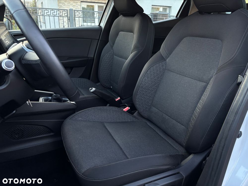Renault Clio BLUE dCi 85 BUSINESS EDITION - 11