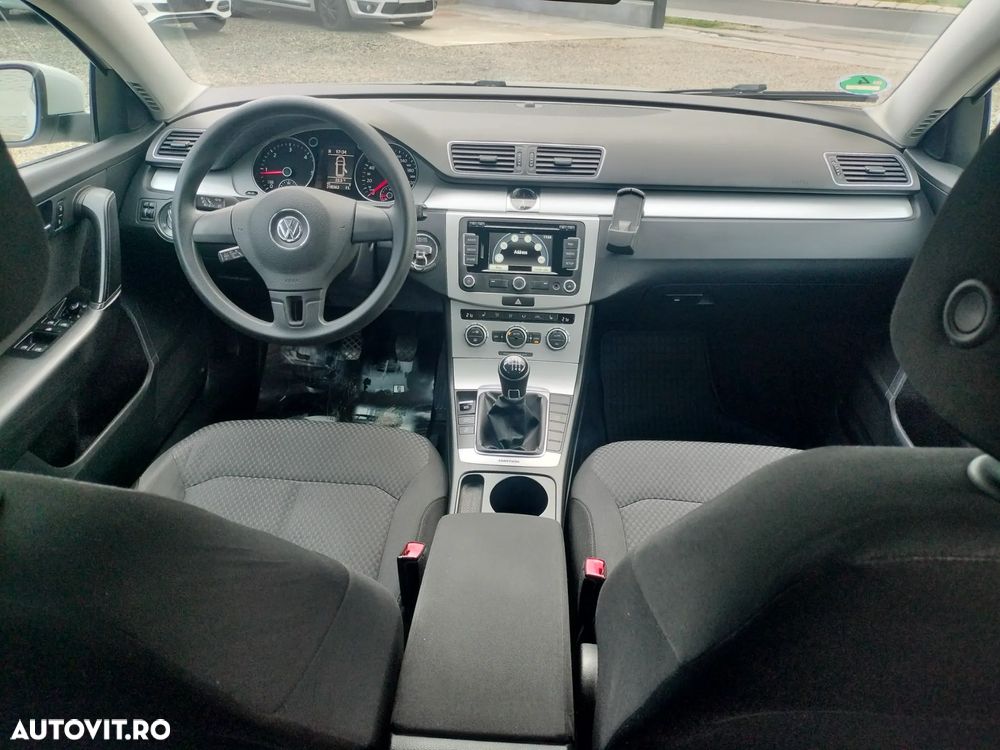 Volkswagen Passat 2.0 TDI 4Motion BlueMotion Technology Highline - 6