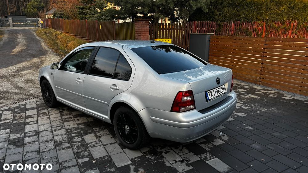 Volkswagen Bora 1.6 Comfortline - 4