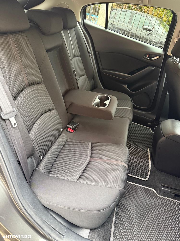 Mazda 3 SKYACTIV-G 165 Exclusive-Line - 28