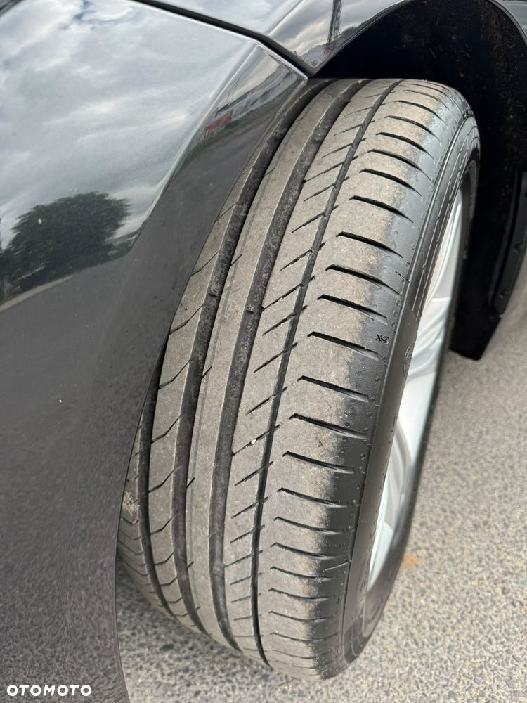 BMW Seria 3 320d xDrive Sport Line - 13