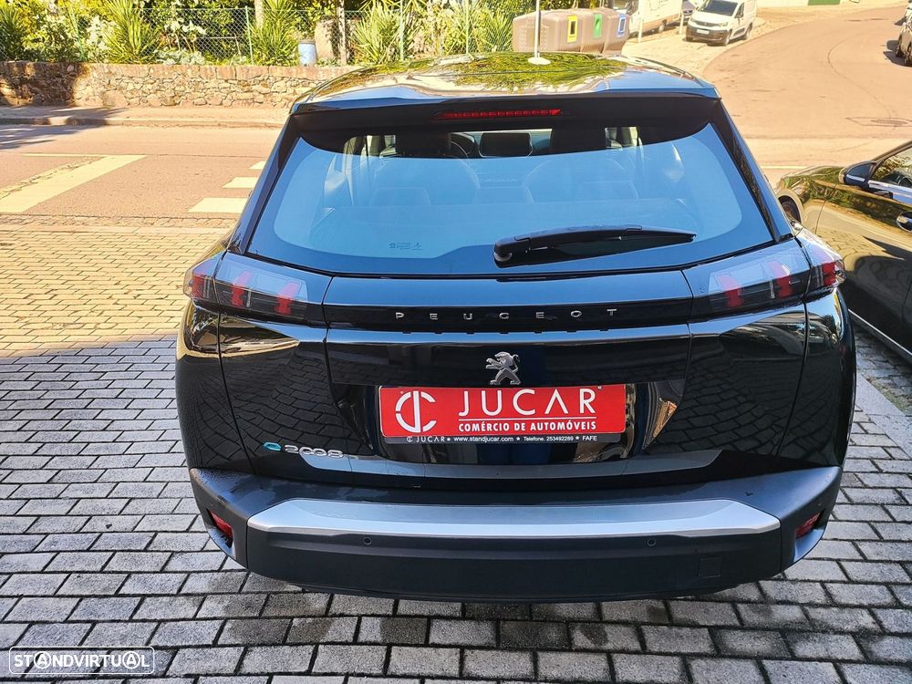 Peugeot e-2008 50 kWh Active - 6