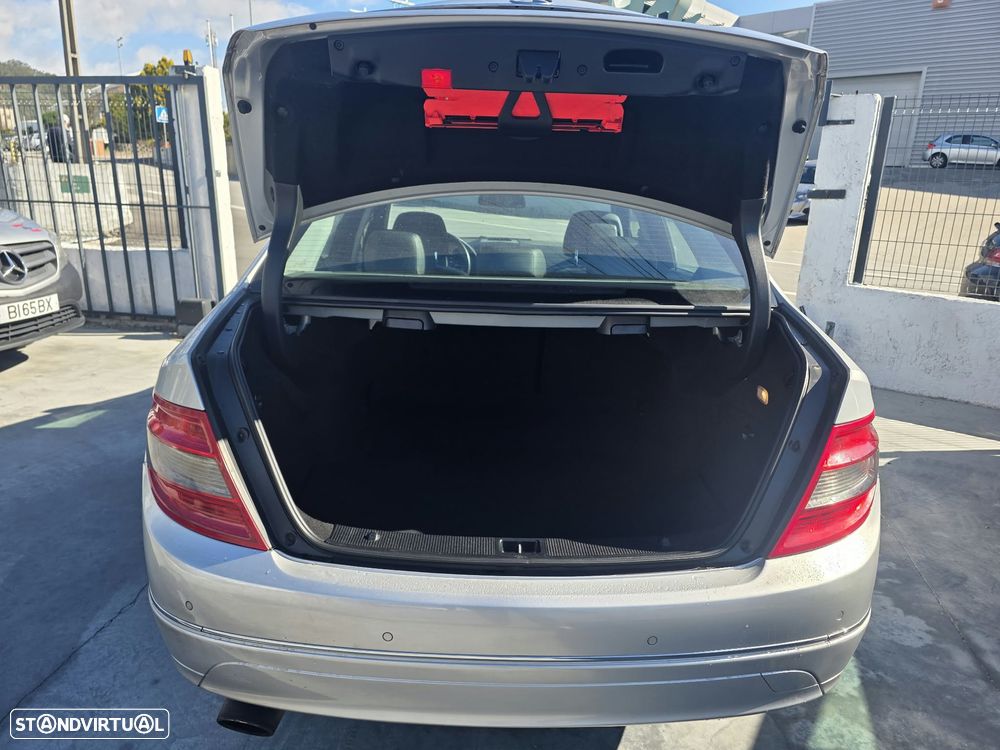 Mercedes-Benz C 220 - 4