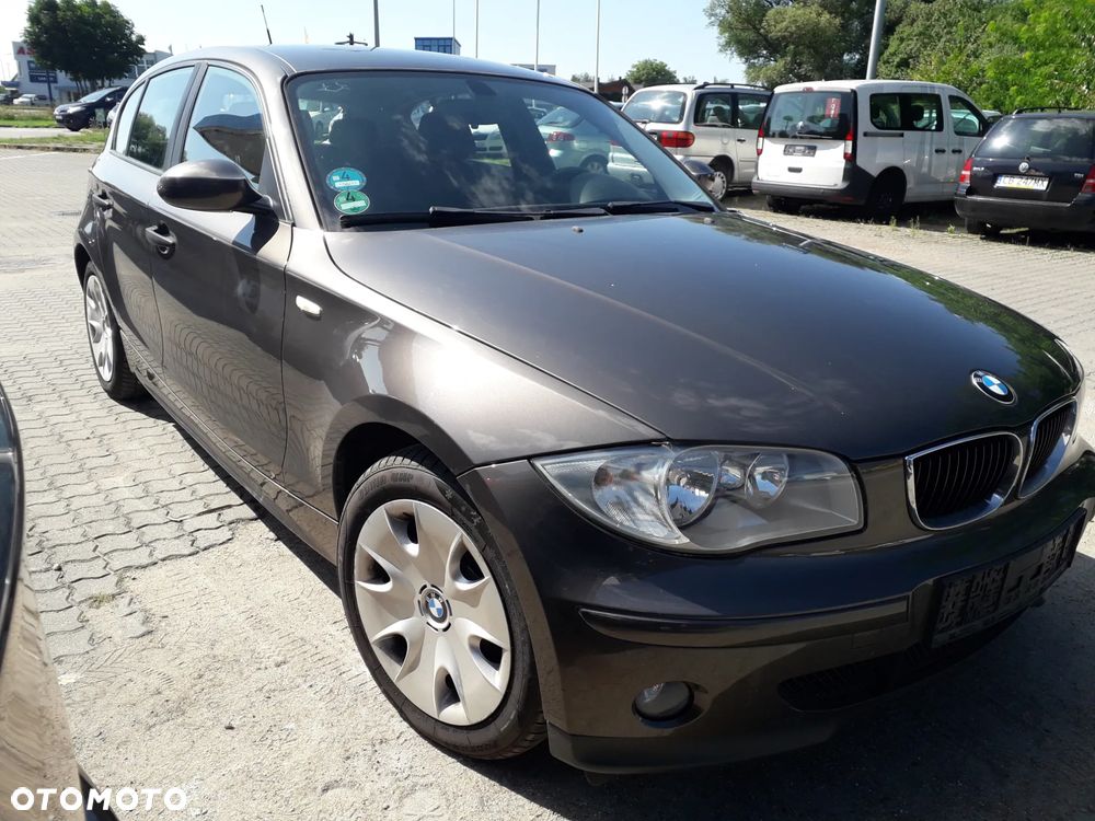 BMW Seria 1 118i - 1