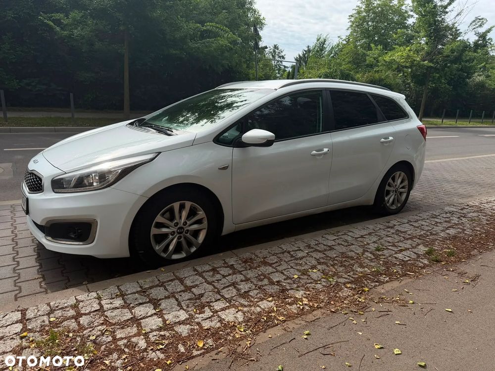 Kia Ceed 1.6 CRDi M DCT - 4