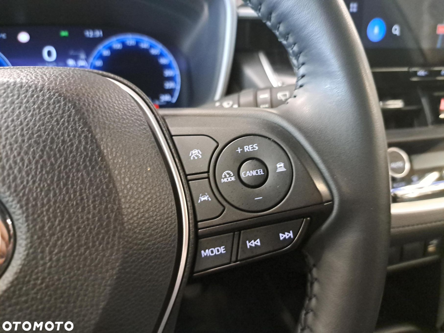 Toyota Corolla Cross 2.0 Hybrid Comfort - 23