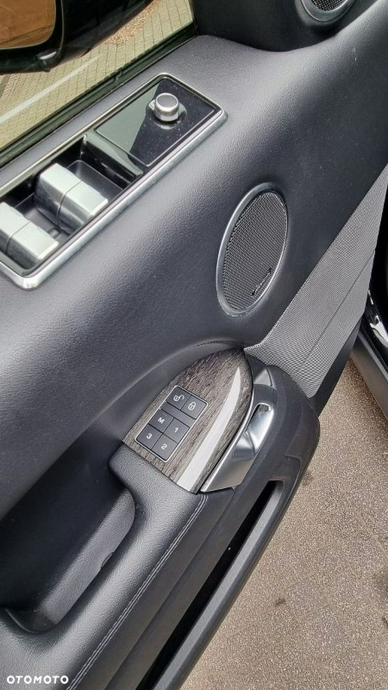Land Rover Range Rover Sport - 35