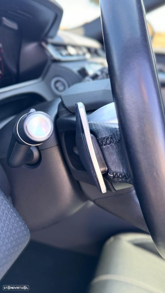 Land Rover Range Rover Velar 3.0 D R-Dynamic HSE - 15