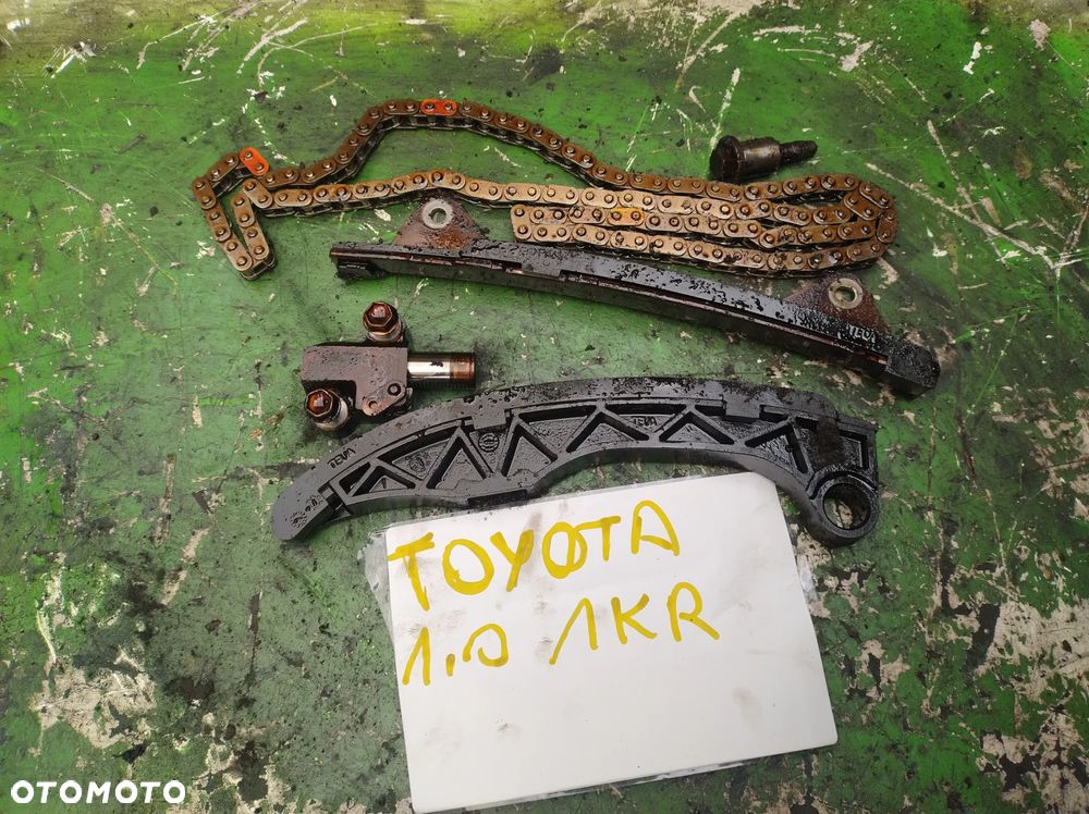 Toyota Yaris aygo 1,0 rozrząd łańcuch slizgi napinaz  1KR Y52 citroen c1 peugeot 108 - 2