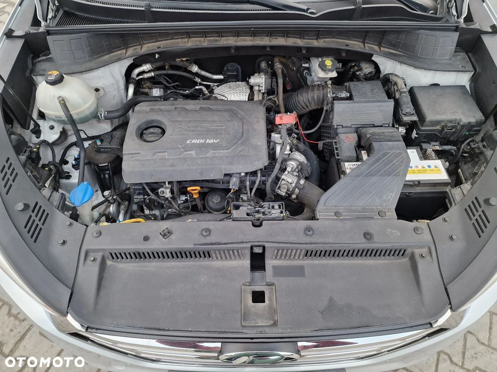 Hyundai Tucson 1.7 CRDI BlueDrive Comfort 2WD - 14