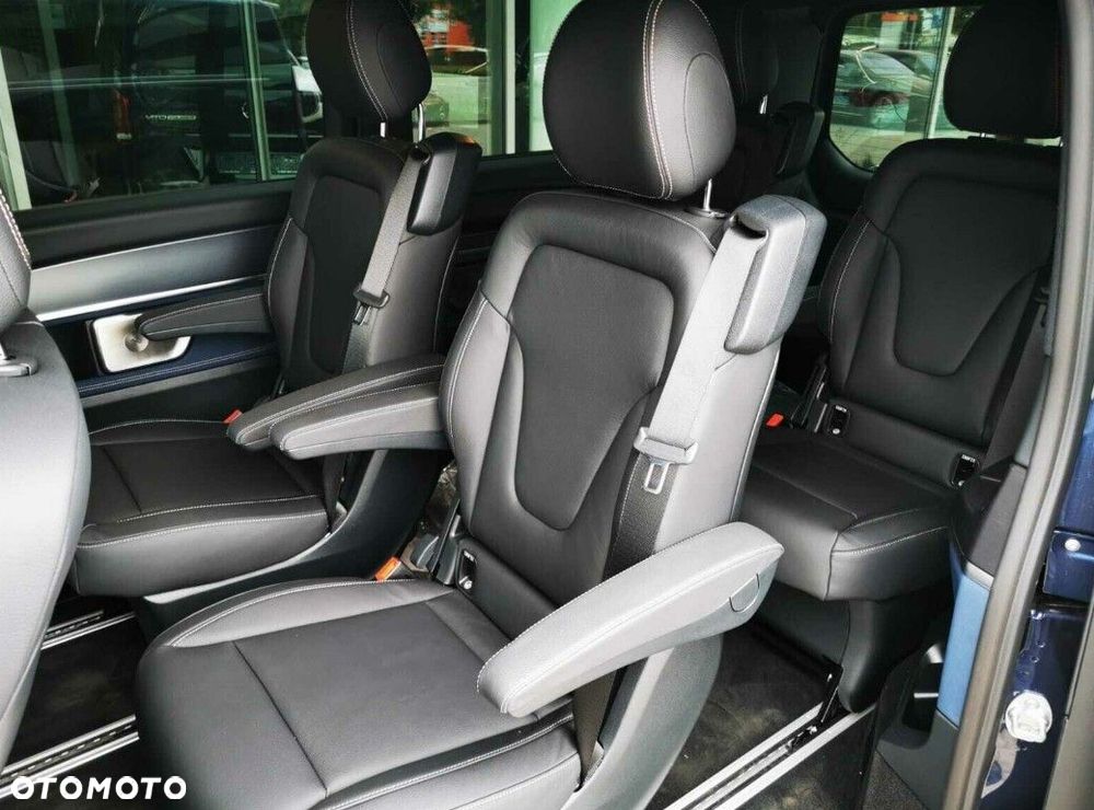 Mercedes-Benz eqv EQV - 23