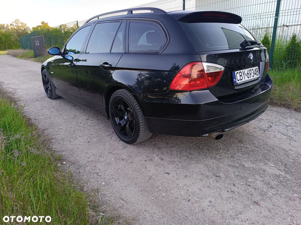 BMW Seria 3 - 22