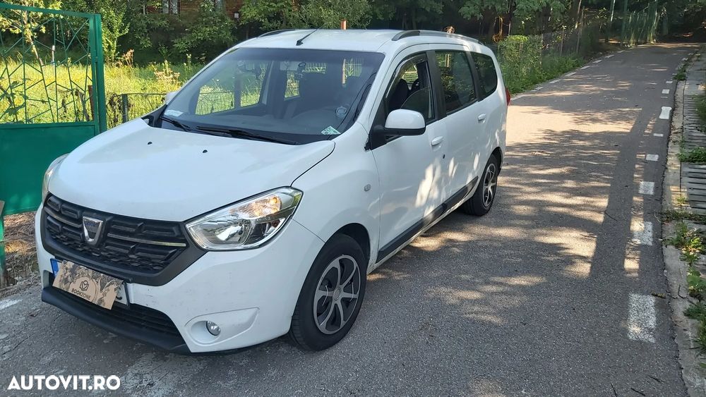 Dacia Lodgy 1.6 102 CP Laureate - 2