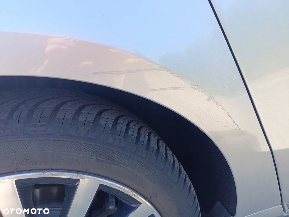 Volkswagen Passat 2.0 TDI Comfortline Optimum DSG - 16