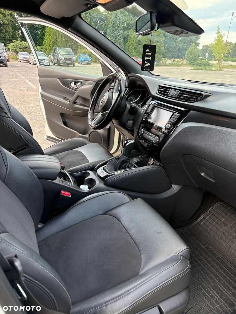 Nissan Qashqai 1.3 DIG-T N-Connecta DCT - 7