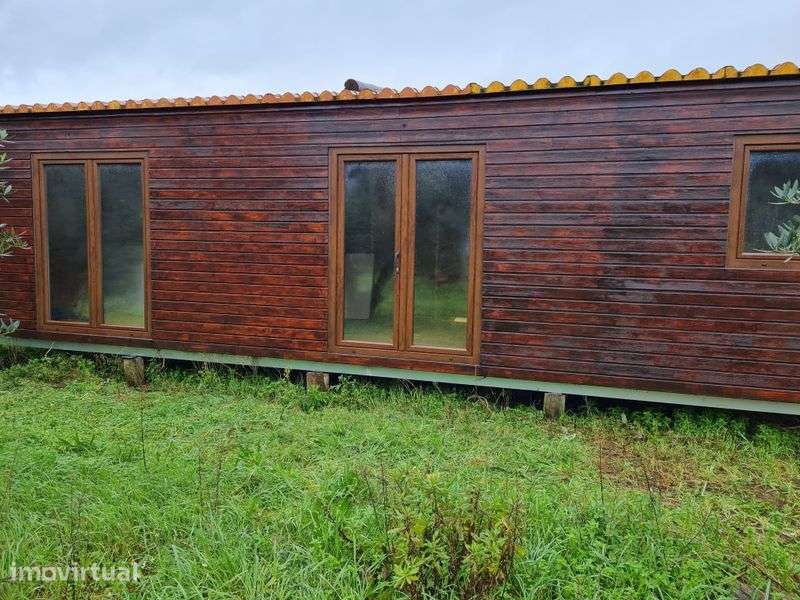 Casa de Madeira em Contrução - Grande imagem: 2/7